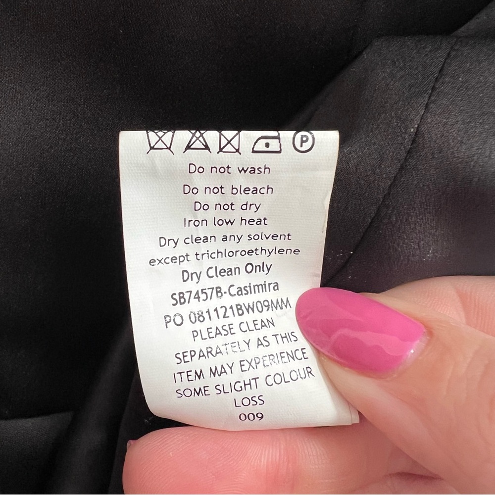 Elegant Black Women's Dress - Picture 12 of 12